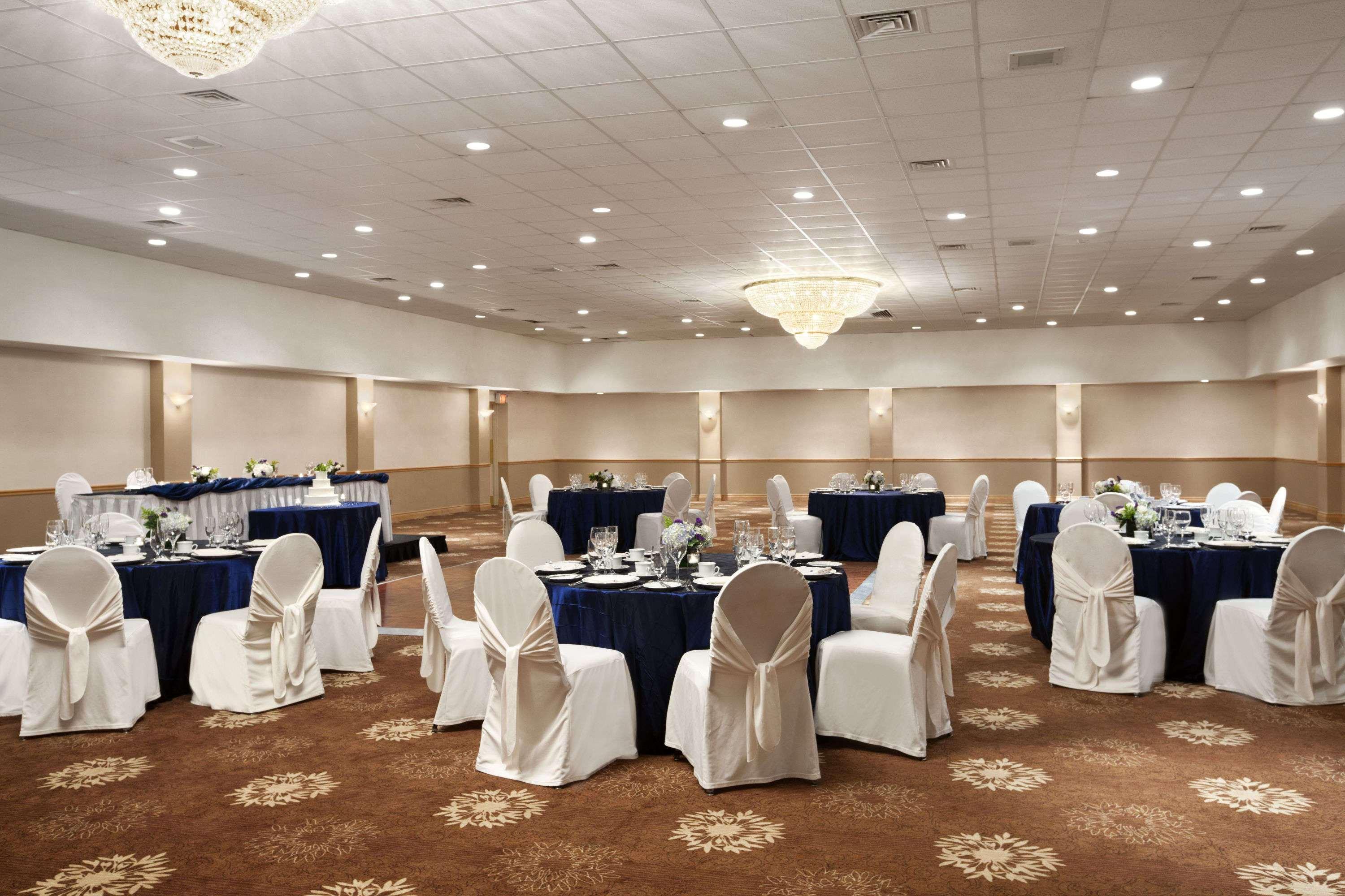 Travelodge By Wyndham Ottawa West מראה חיצוני תמונה