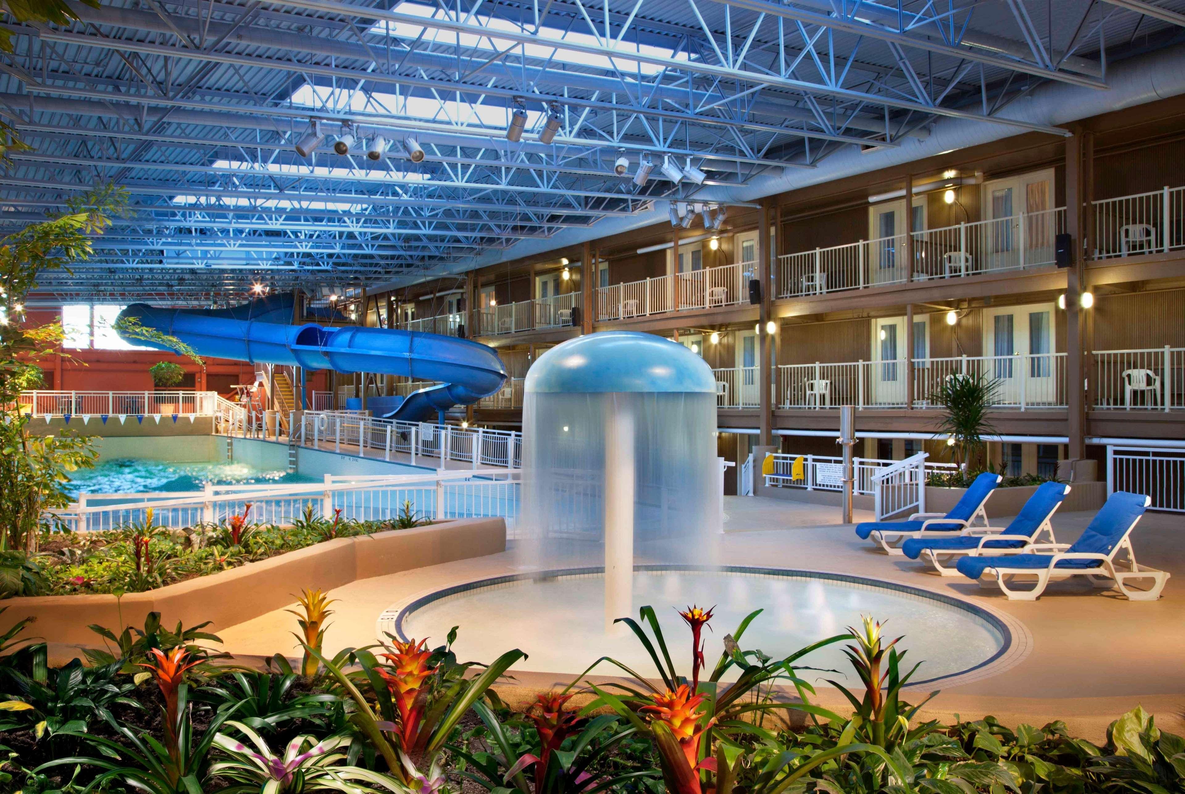 Travelodge By Wyndham Ottawa West מראה חיצוני תמונה