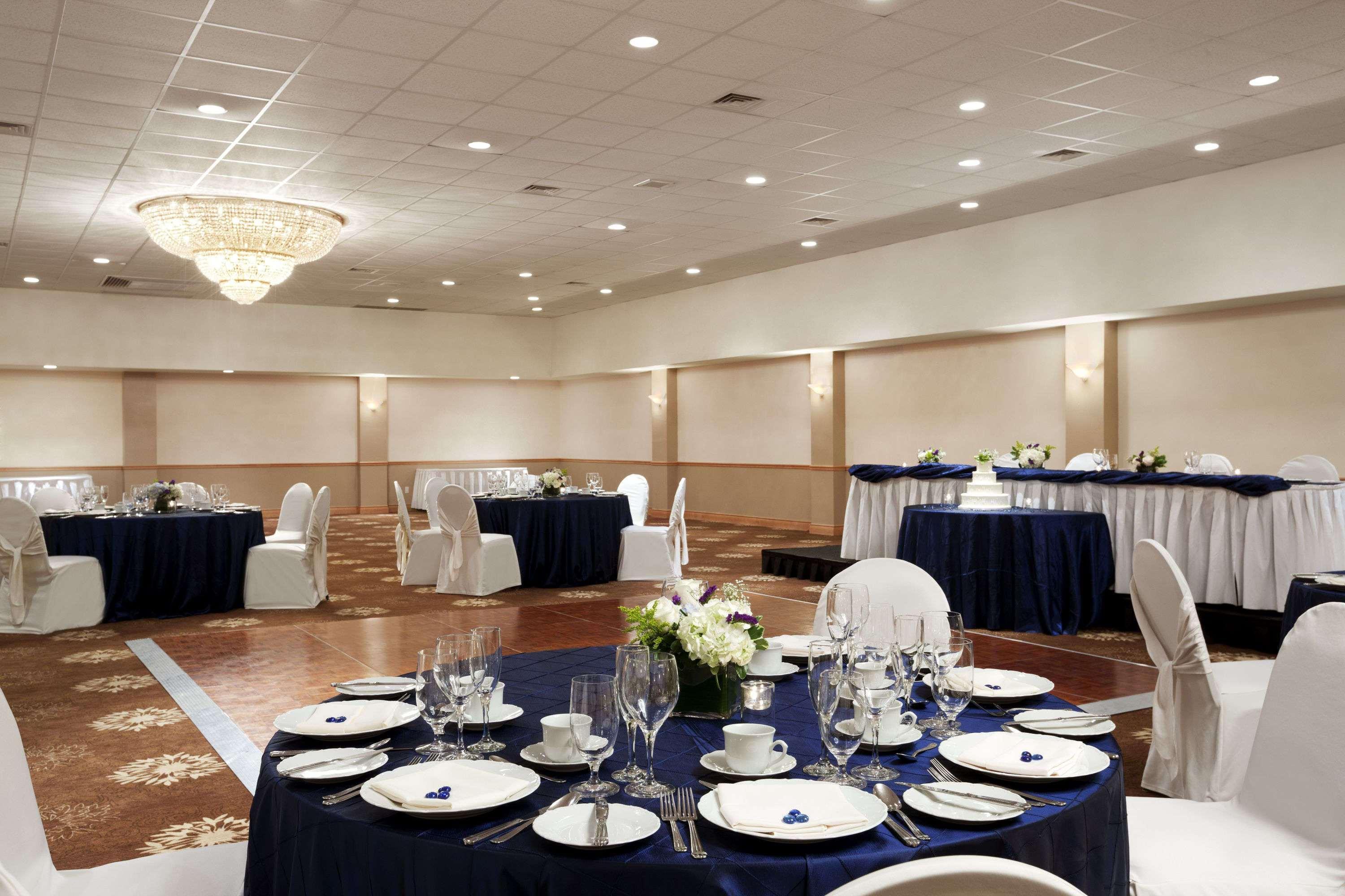Travelodge By Wyndham Ottawa West מראה חיצוני תמונה